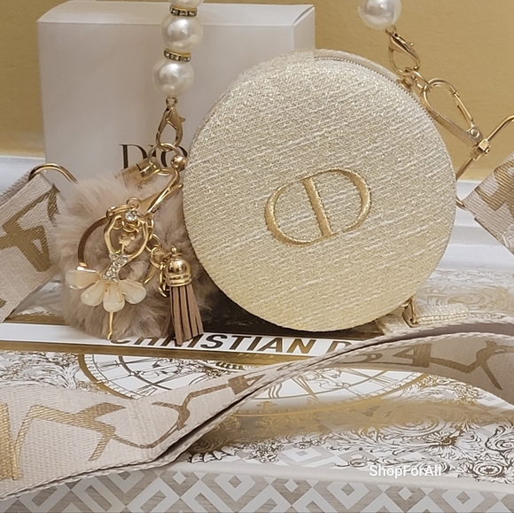 Dior - Picture 5 of 16